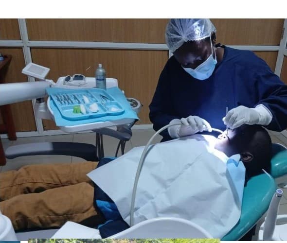 Fabian Kiprotich: Een Zwemmer met een Glimlach - 1